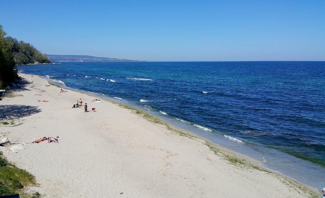 Happy Beach Varna Buitenkant foto